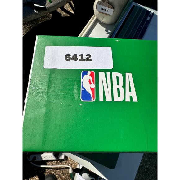 NBA Boston Celtics 25oz Bling Journey in Collectors Box BPA Free Spill Proof New - Picture 9 of 10